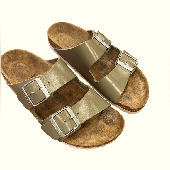 BIRKENSTOCK Sage Green Arizona Sandals - Picture 1 of 7